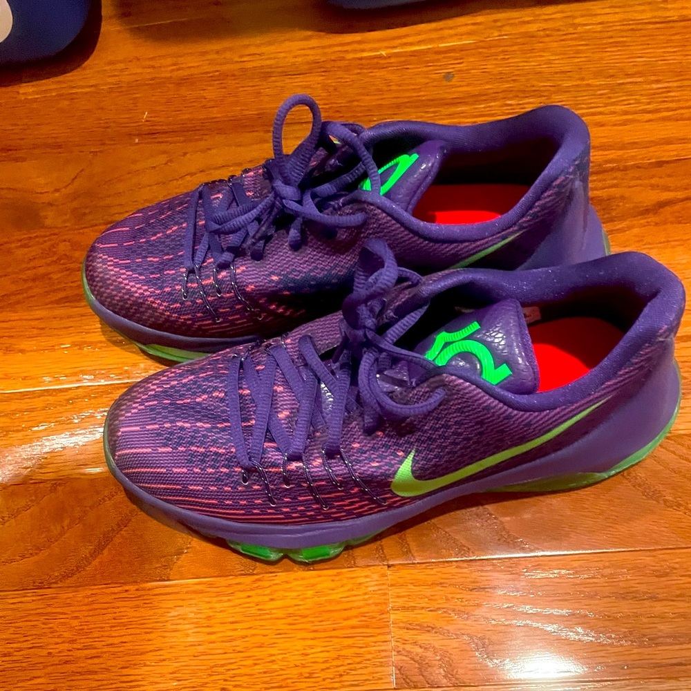Nike Kevin Durant Kids size 6.5